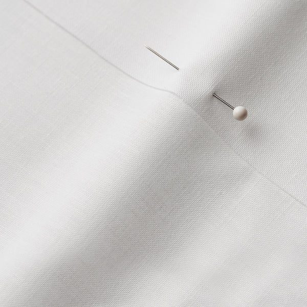 100% Cotton plain weave 150gsm up close 112cm wide